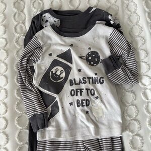 Carter's Black and White Kids Pajama Set